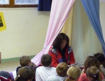 Gern las ich den Schülern der Astrid-Lindgren-Schule zum bundesweiten Vorlesetag am 13. November 2009 vor. Natürlich aus einem Buch von Astrid Lindgren.